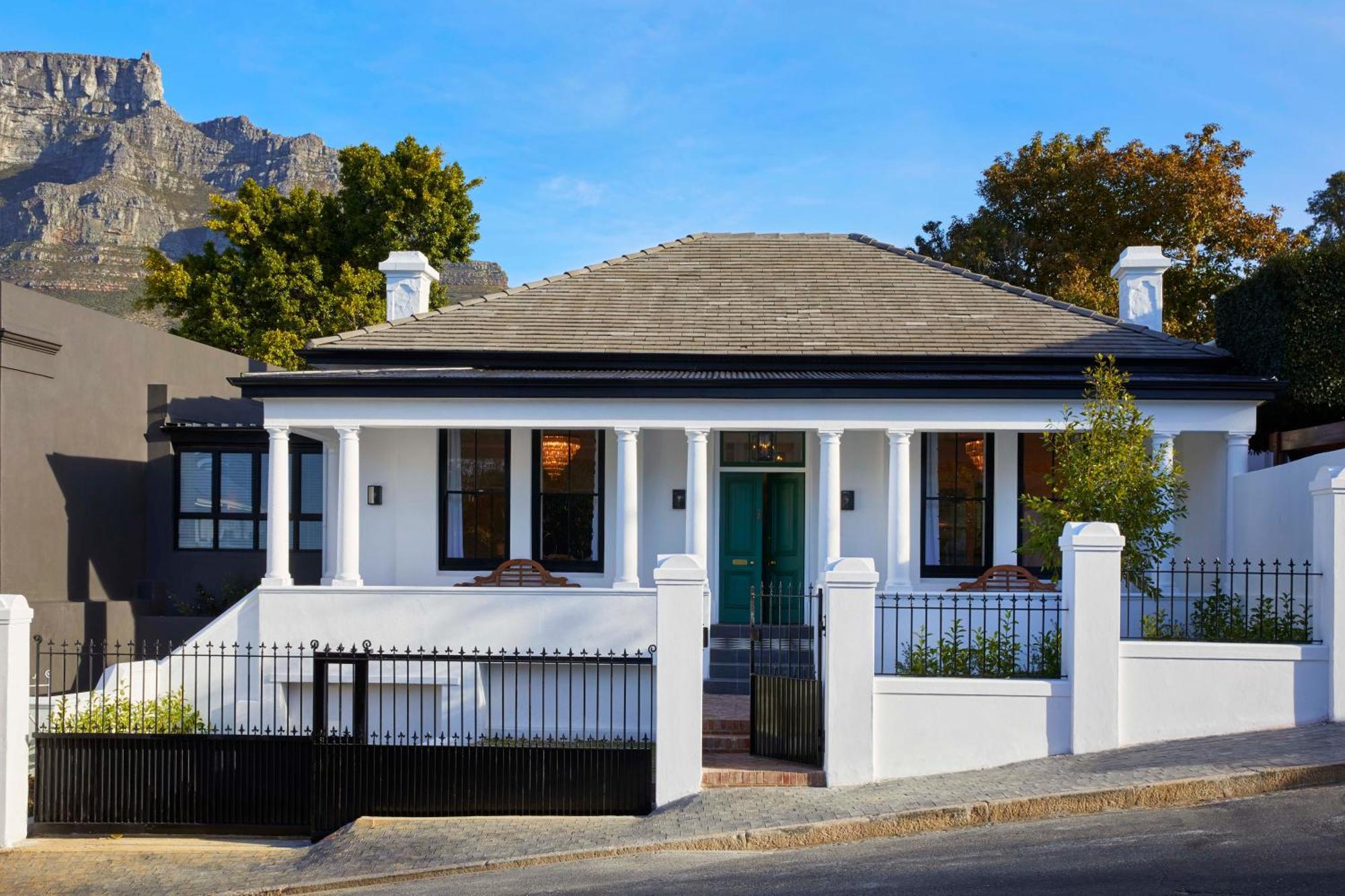 Cape Cadogan Boutique Hotel Cape Town Exterior photo